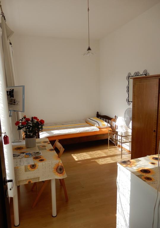 Annie'S Bed & Breakfast Ascona Esterno foto